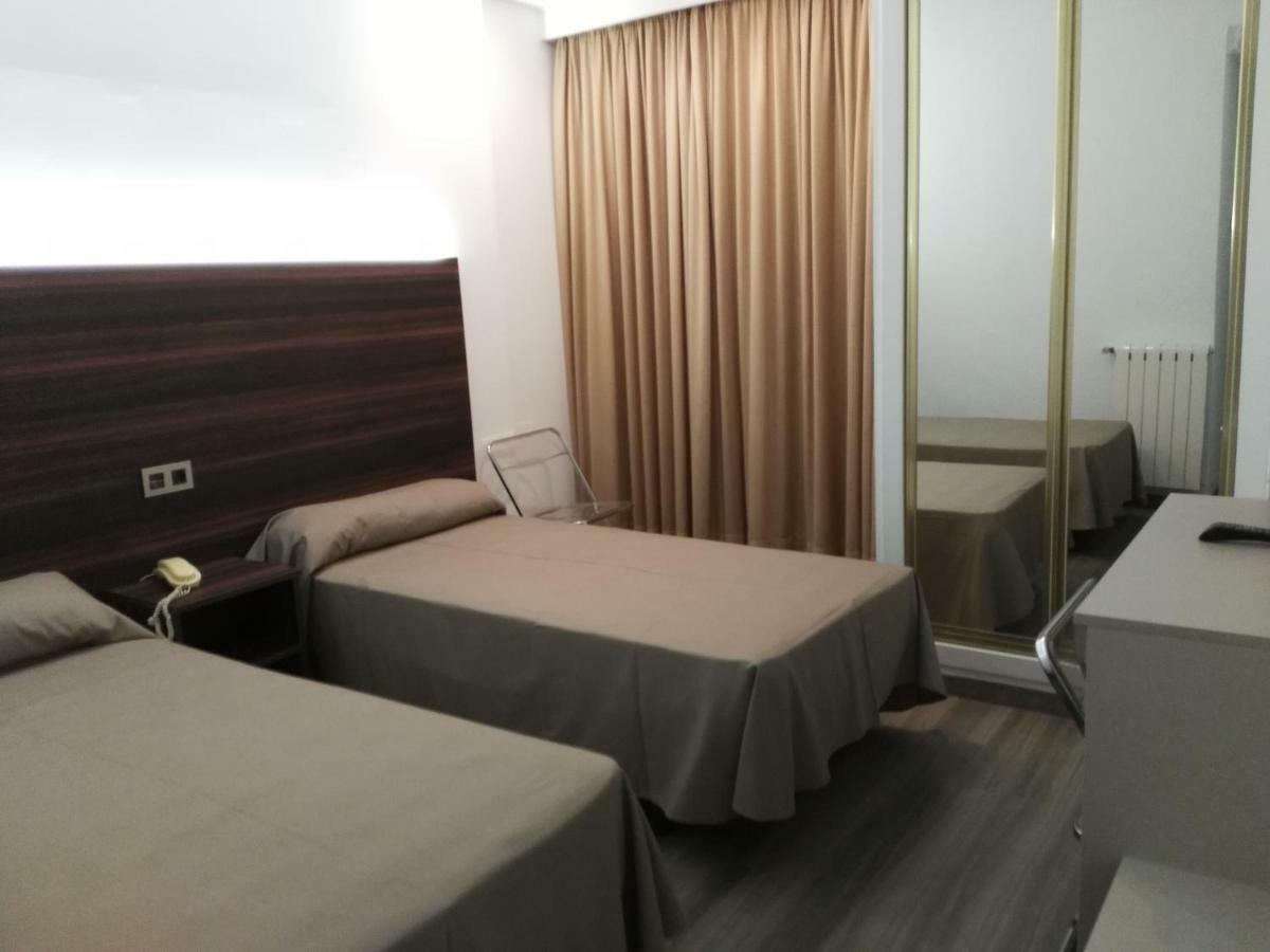 Hotel Ribera ซานติอาโก เดลา รีเวรา ภายนอก รูปภาพ
